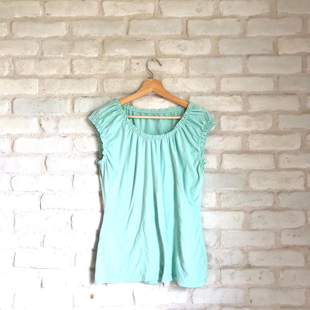 LOFT Sea Green Ruffled Fitted Tee L